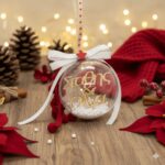 Χειροποίητη Χριστουγεννιάτικη μπάλα 8cm με ονόματα, Κόκκινο / Λευκό