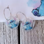 Χειροποίητα Σκουλαρίκια Stitch με υγρό γυαλί