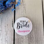 Χειροποίητη Κονκάρδα Team Bride με Όνομα 58mm – Ιδανική για Bachelorette Party