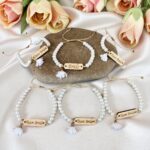 Χειροποίητο Βραχιόλι Bride & Team Bride με Ξύλινη Ταυτότητα, Πέρλες & Λουλούδι